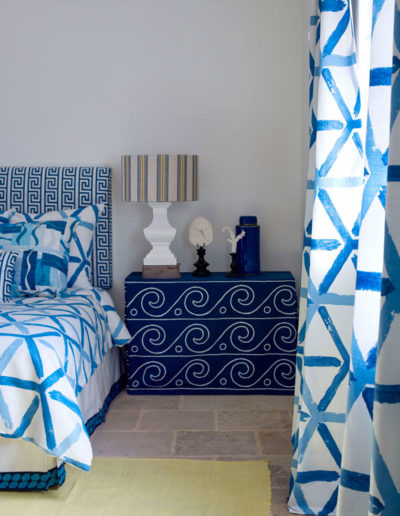 How to use shades of blue